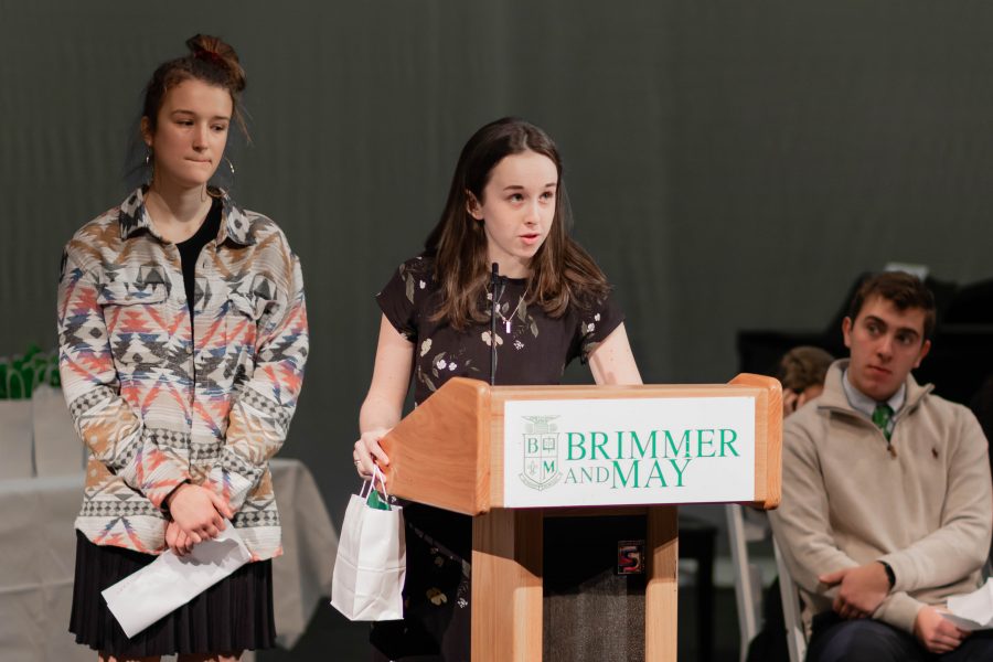 Anja Westhues '20 and Libby Foley '20.