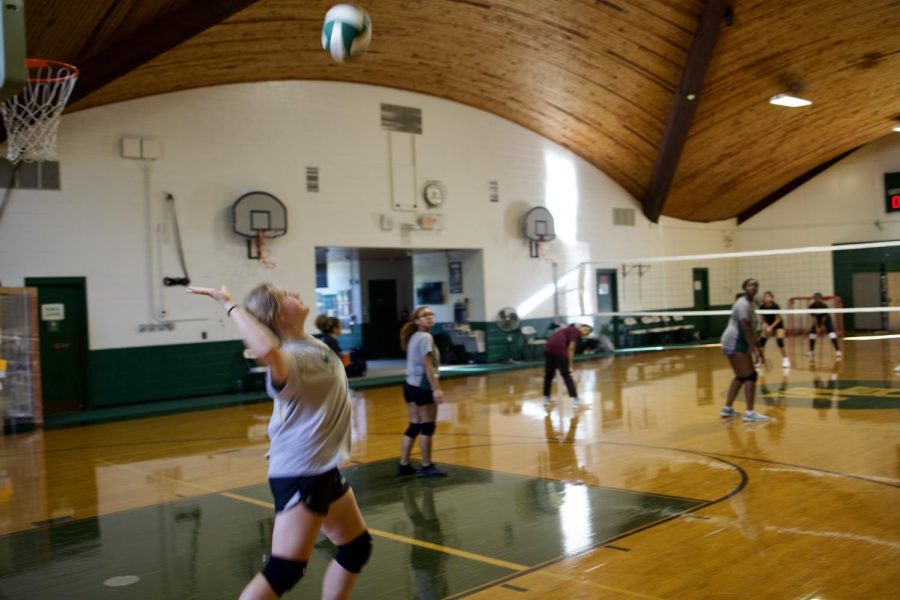 New Sport Spotlight: Varsity Volleyball