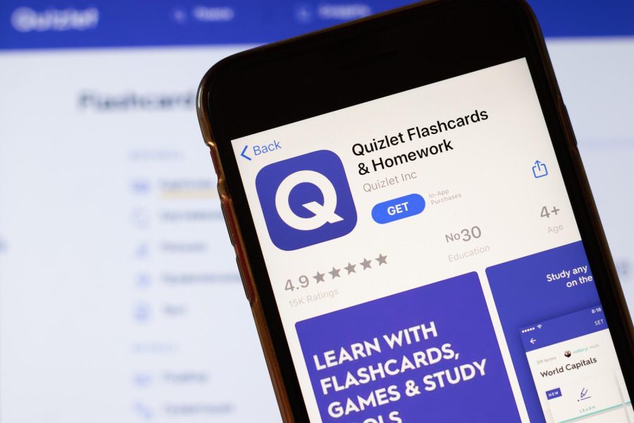 Quizlet%2C+one+of+the+most-downloaded+apps+on+the+App+Store%2C+now+includes+a+paywall.