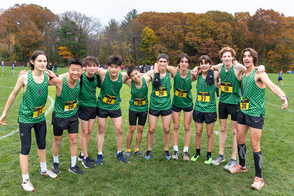 The+junior+varsity+squad+won+its+race%2C+triumphing+by+19+points+over+Berwick+Academy.